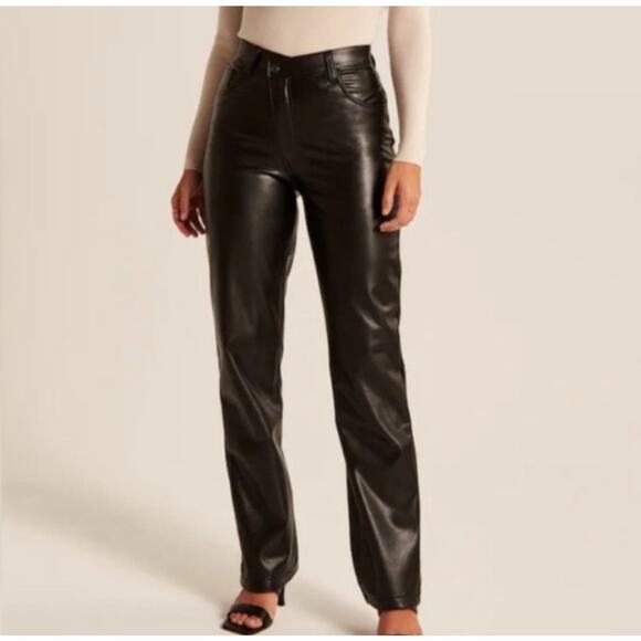 Abercrombie The 90s Straight Ultra High Rise Black Vegan Leather Pants - Picture 3 of 12